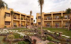 Azad Siwa Hotel